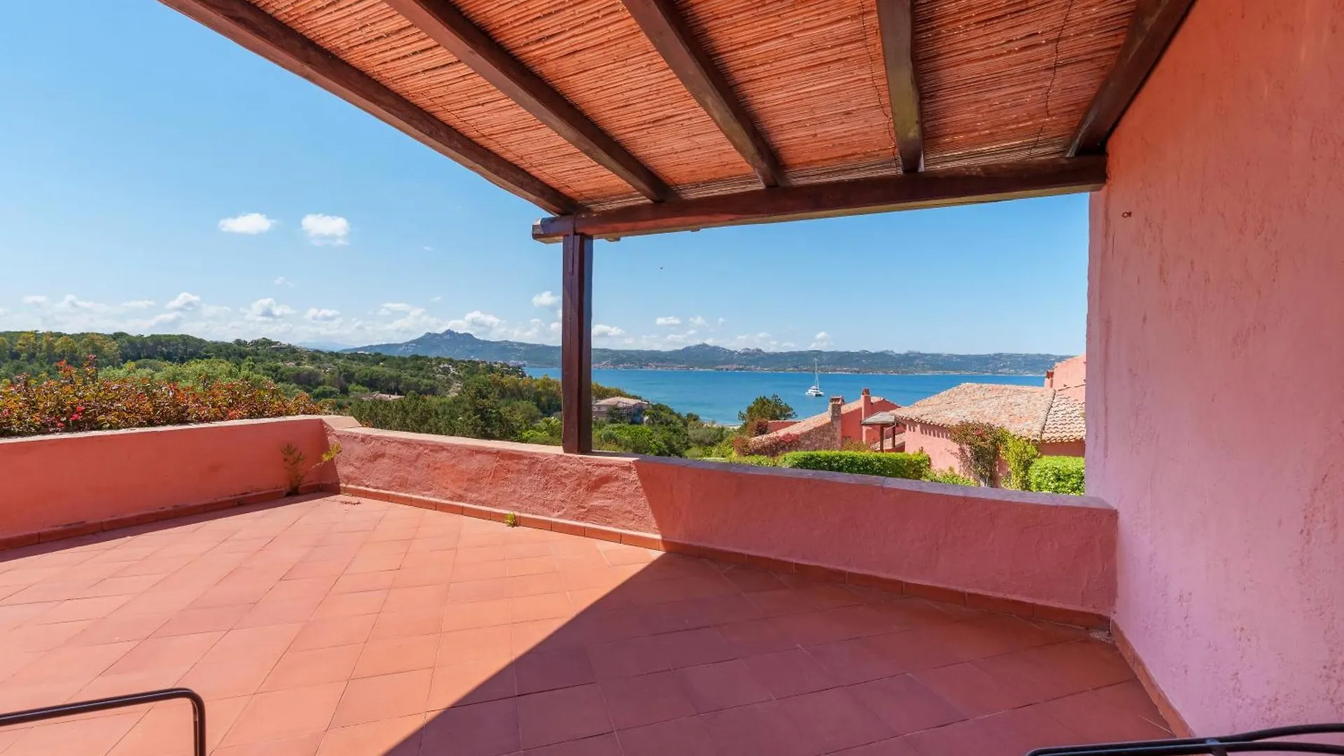 Villetta Porto Sole Vista Mare Baja Sardinia Villa